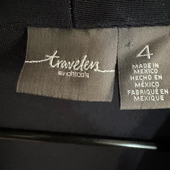 Travelers by Chico’s long navy 3/4 sleeve jacket with side pockets. XXL (size 4) - Picture 3 of 3